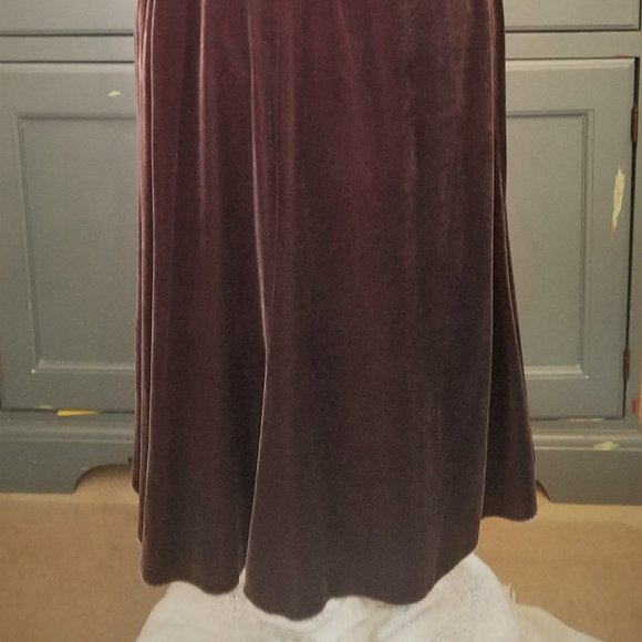 Ann Taylor Loft Velvet Dress Size 12 Never Worn! - Picture 8 of 9